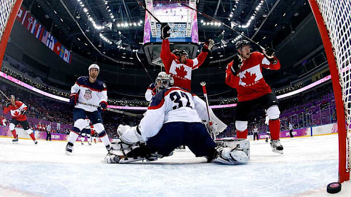 Game blog: Canada smothers Team USA, 1-0, to reach gold medal game