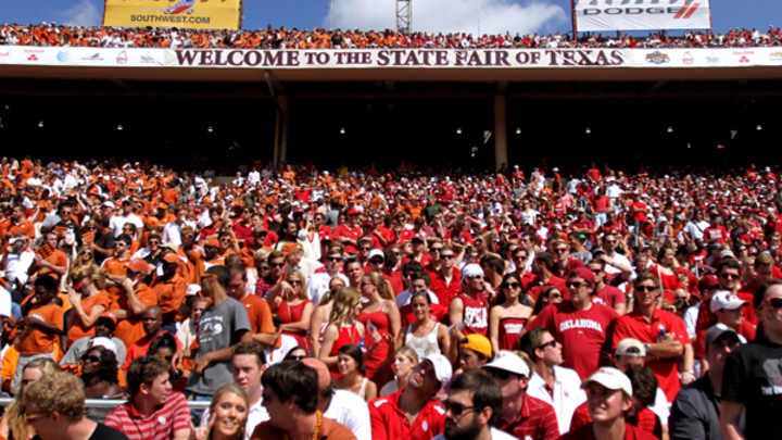 Oklahoma-Texas staying at Cotton Bowl through 2025