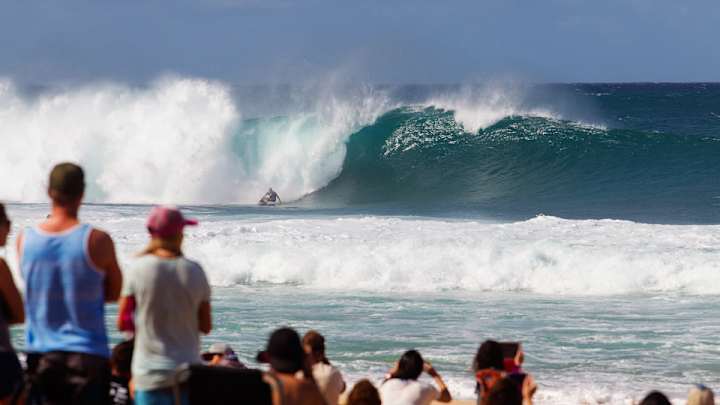 How Medina, Slater and Fanning stack up going into Round 3 at Pipe Masters