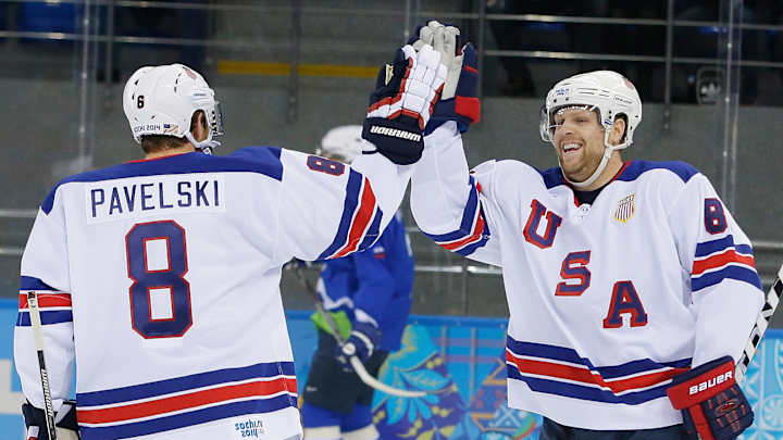 Phil Kessel's hat trick helps U.S. rout Slovenia 5-1