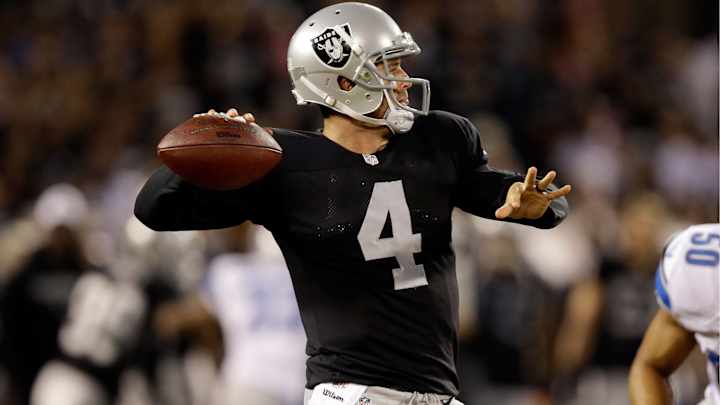 James Jones compares Derek Carr to Aaron Rodgers