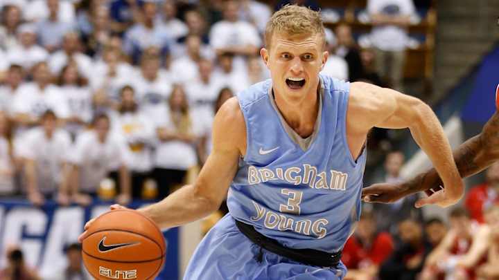 BYU's Tyler Haws, nation's third-leading scorer, out two weeks
