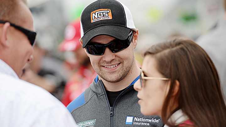 NASCAR's Ricky Stenhouse shines with second place finish at Bristol