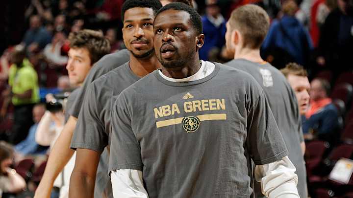 Report: Miami Heat advancing in pursuit of Luol Deng