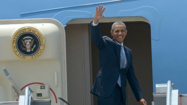 President Obama supports Donald Sterling's lifetime ban President Obama supports Donald Sterling's lifetime ban