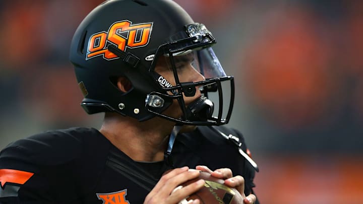 Reports: Oklahoma State QB J.W. Walsh has surgery, could miss season
