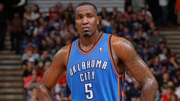 Thunder C Kendrick Perkins to miss some of camp with strained quad