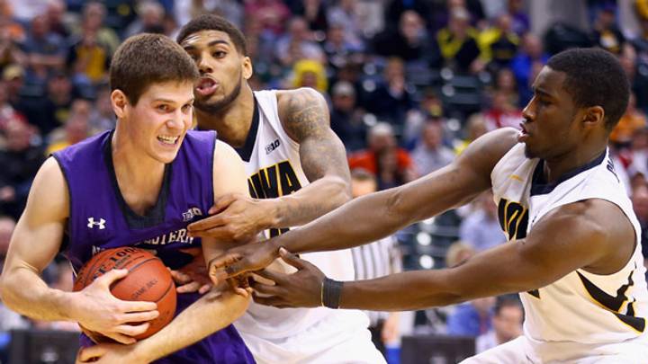 Northwestern upsets Iowa as Hawkeyes continue their late-season decline Northwestern upsets Iowa as Hawkeyes continue their late-season decline