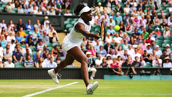 Venus Williams exits Wimbledon after three-set battle against Petra Kvitova