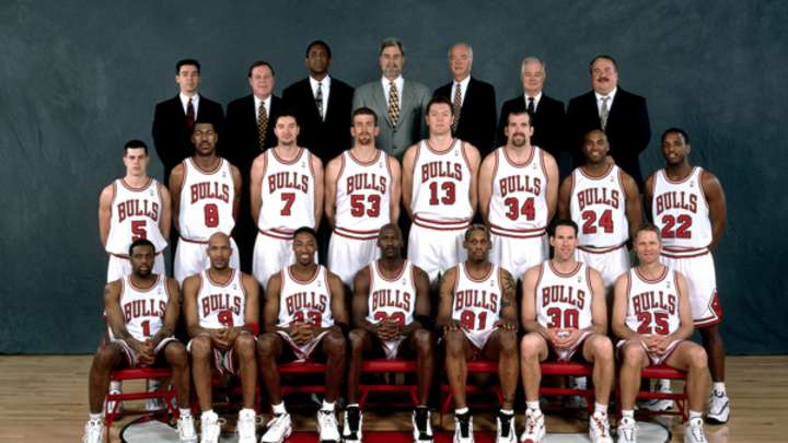 Steve Kerr says he has 'stayed close' with Phil Jackson, sees coaching as 'intriguing'