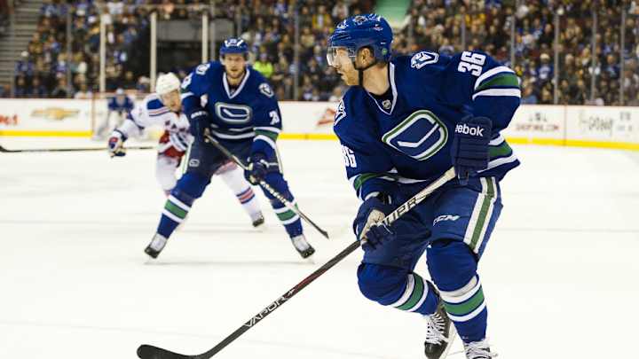 Canucks' Jannik Hansen cleared to play after collapsing Saturday Canucks' Jannik Hansen cleared to play after collapsing Saturday