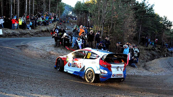 Robert Kubica impresses on first day of Monte Carlo rally