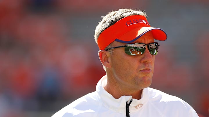 Clemson's Chad Morris, reported to take SMU job, focused on next game