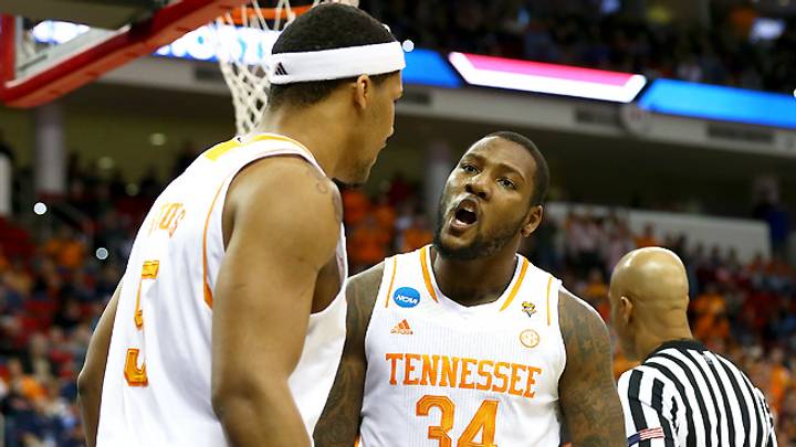 The end of Tennessee's run, Arizona's advantages, more Sweet 16 picks The end of Tennessee's run, Arizona's advantages, more Sweet 16 picks