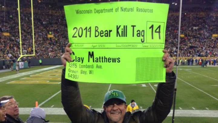 Packers fan makes Bears hunting tag for Clay Matthews