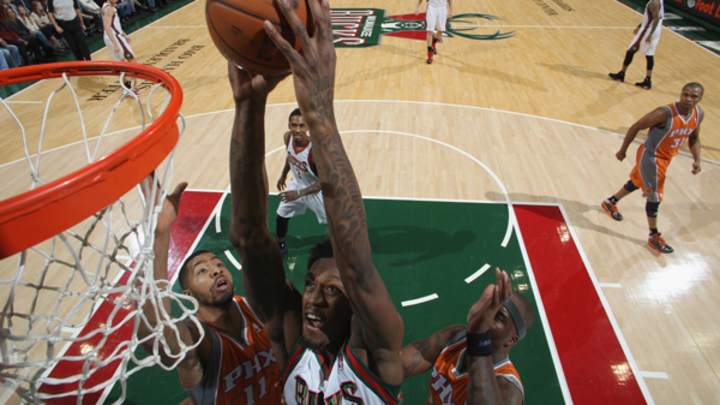 Bucks' Gary Neal, Larry Sanders engage in locker room argument after loss to Suns
