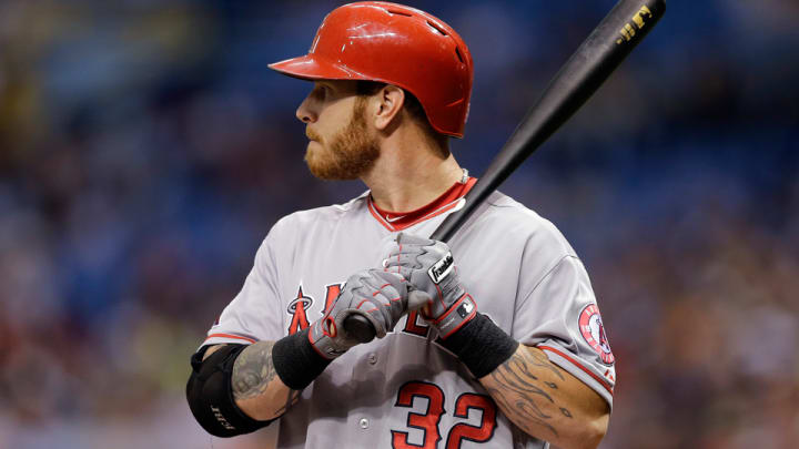Does Josh Hamilton's shoulder injury hurt Angels' postseason chances?
