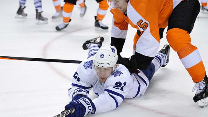 Top Line: Leafs lose, Bowe fumes; GM McPhee on last legs; more links
