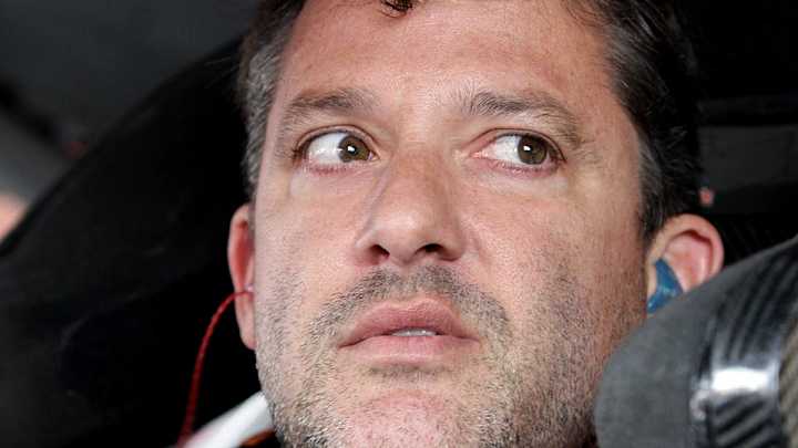 Police say no sign of criminal intent in Tony Stewart sprint car crash