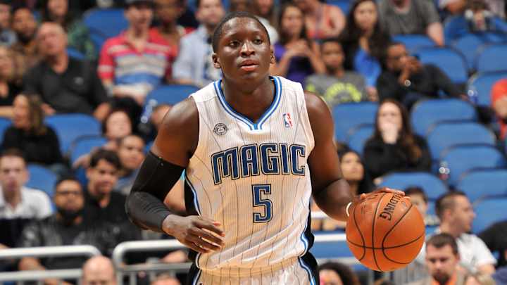 Magic guard Victor Oladipo sprains MCL in scrimmage