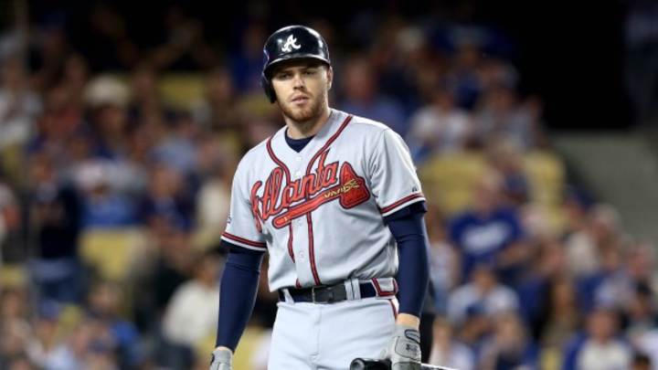 Report: Freddie Freeman agrees to extension with Braves Report: Freddie Freeman agrees to extension with Braves