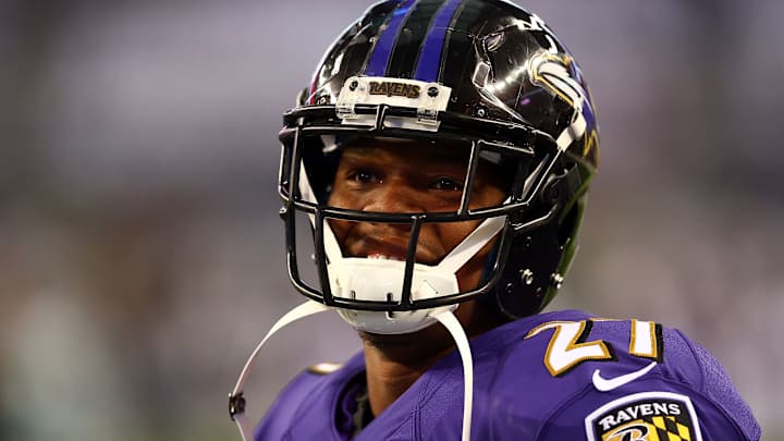 Ray Rice leaves Ravens preseason game early with shoulder injury