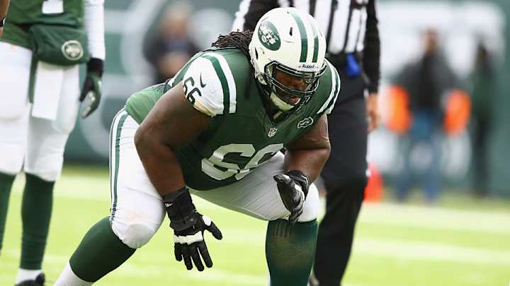 Jets place Willie Colon and Antwan Barnes on PUP list