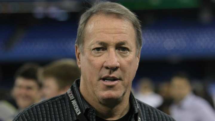 Jim Kelly thanks fans, says 'I will be back'
