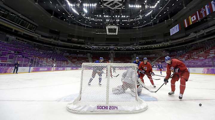 Ten questions before men's hockey tournament