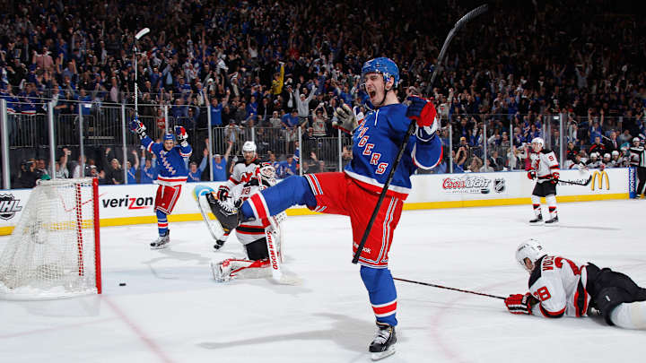New York Rangers re-sign Chris Kreider to two-year deal