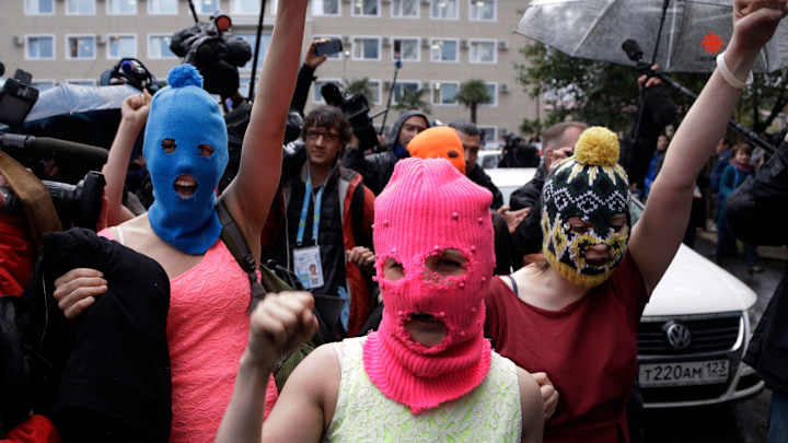 SOCHI SCENE: Sochi heats up SOCHI SCENE: Sochi heats up