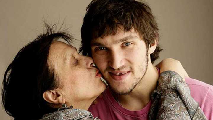 Thursday's A.M. Hot Clicks Thursday's A.M. Hot Clicks