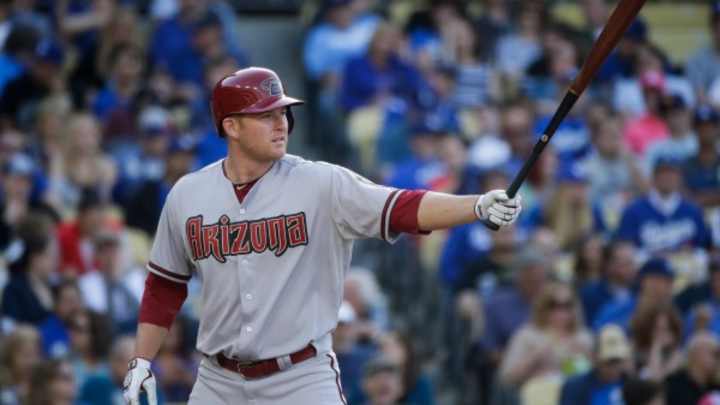 Diamondbacks place Mark Trumbo on DL with foot injury