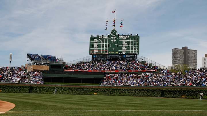 Cubs begin demolition of Wrigley Field bleachers
