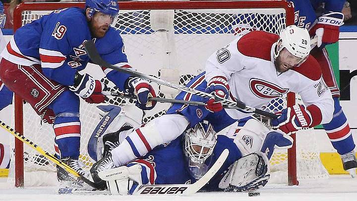 Top Line: NHL free agents wooed; Penguins gong show; more links Top Line: NHL free agents wooed; Penguins gong show; more links