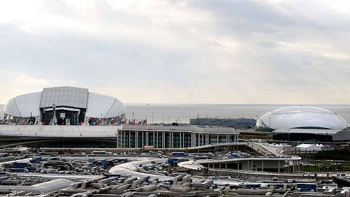 Sochi still scrambling to sell Olympic tickets