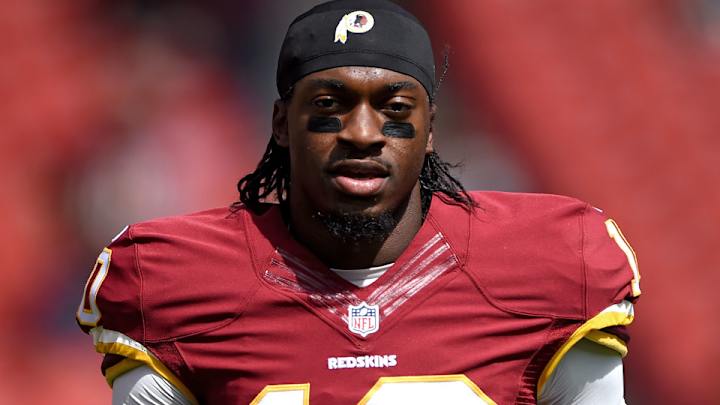 Redskins' Robert Griffin III in cast for 10 days, re-evaluated afterwards
