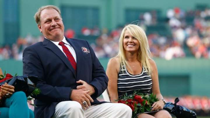 Ex-MLB pitcher Curt Schilling diagnosed with cancer Ex-MLB pitcher Curt Schilling diagnosed with cancer