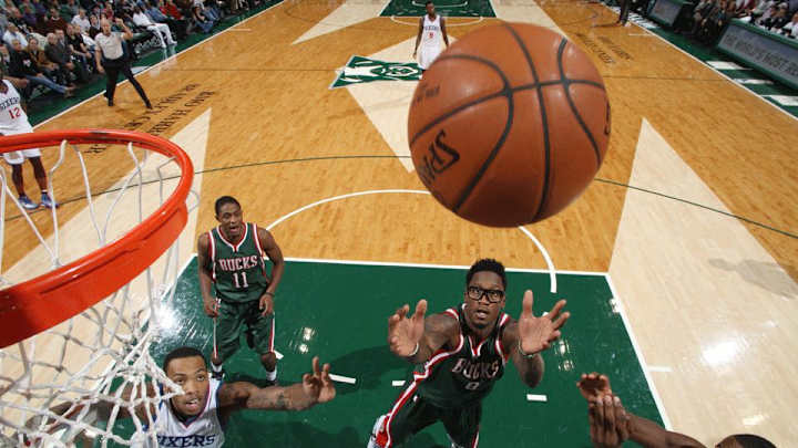 Bucks forward Larry Sanders almost scores on wrong basket Bucks forward Larry Sanders almost scores on wrong basket