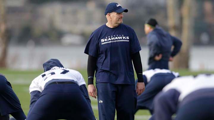 Associated Press to recognize top NFL assistant coach