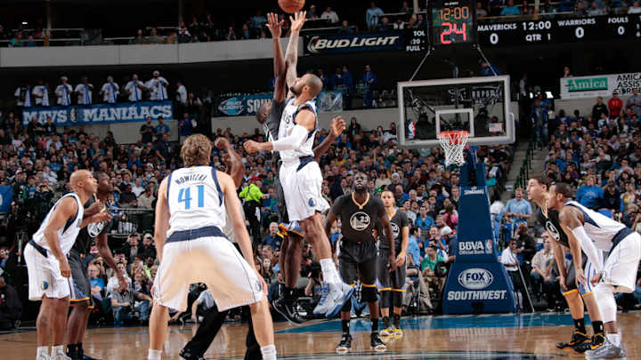 Watch: Tyson Chandler blocks Marreese Speights' shoe Watch: Tyson Chandler blocks Marreese Speights' shoe