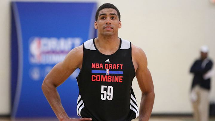 Warriors sign rookie free agents James Michael McAdoo, Aaron Craft
