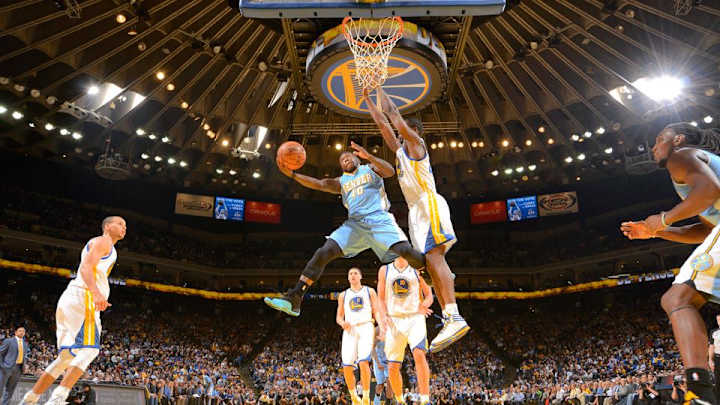 WATCH: Nate Robinson hits fadeaway 30-footer against Bulls