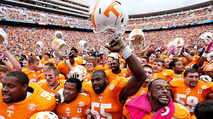 Butch Jones, Tennessee look to turn young promise into production Butch Jones, Tennessee look to turn young promise into production