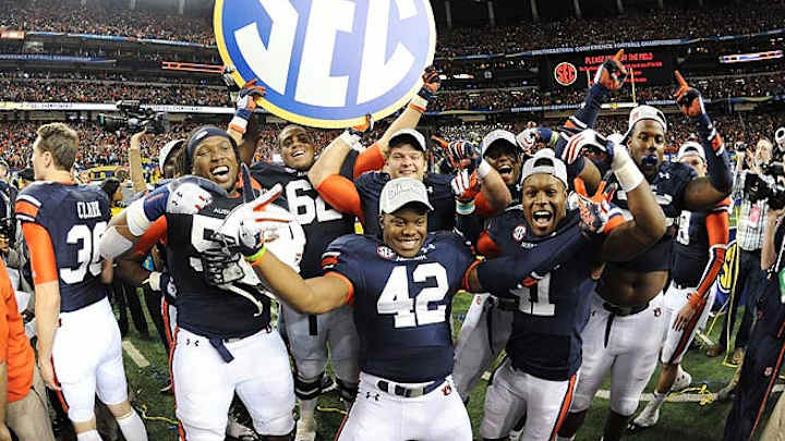 Southeastern Conference passes out record revenue to member schools