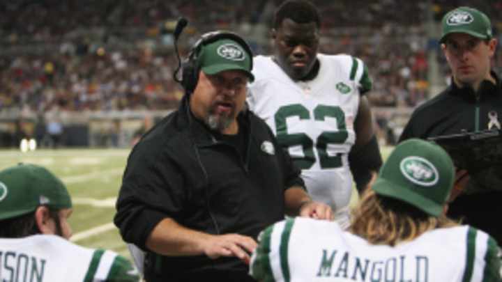 Assistant coach Dave DeGuglielmo returns to NFL six days after joining Maryland