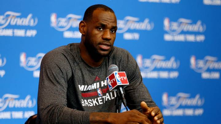 Heat's LeBron James was 'angry' cramps forced him to sit late in Game 1 Heat's LeBron James was 'angry' cramps forced him to sit late in Game 1
