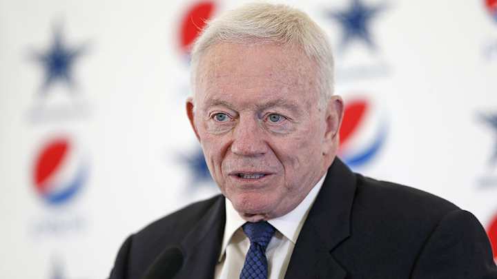 Jerry Jones: Cowboys 'really stunk it up all the way around'