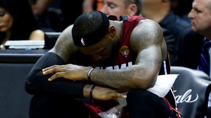 LeBron James Cramped Up During Last Night's Game, and Boy Did Twitter Have Something to Say About That