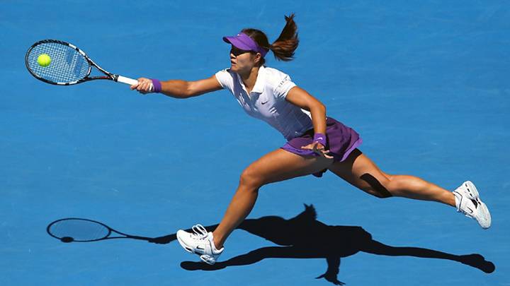 Li ends Radwanska's run, advances to semifinals Li ends Radwanska's run, advances to semifinals